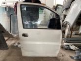 HYUNDAİ STAREX SAĞ ÖN KAPI 3.ÜRÜN ORJİNAL ÇIKMA