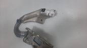 MERCEDES C W206 SOL KAPUT MENTEŞESİ 2068803801 SO