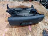 5g0882599a Golf 7 sol ön koltuk altı çekmecesi