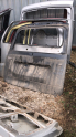 Mercedes Vaneo W414 bagaj kapağı