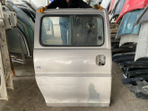 HYUNDAİ STAREX SAĞ SÜRGÜLÜ CAMI ORJİNAL ÇIKMA