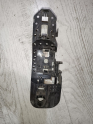 Renault Clio 4 sağ ön kapı braketi 806060041R