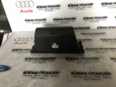 7E1.857.095.L Volkswagen transporturr T7 2016 model pilastik