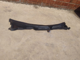 Nissan Almera Cam Önü Izgarası 04-08