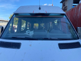 MERCEDES SPRİNTER ÖN CAM ÇIKMA