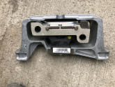 MERCEDES W117-W176-W246-W242-W156 SAĞ MOTOR KULAĞI