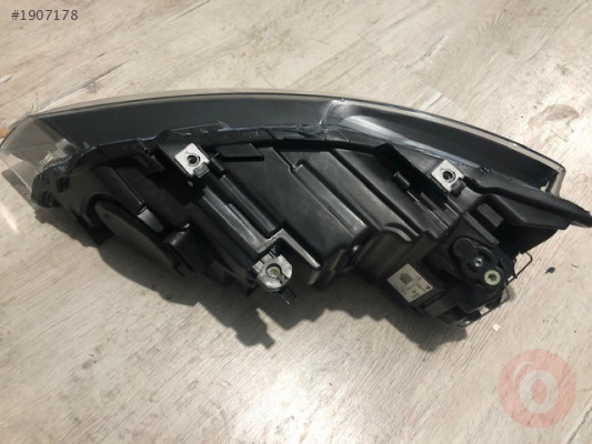 VALEO 044082 Far Sag H4 Polo VI 10-14 (WY378759)