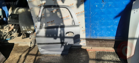 Opel Corsa C sol arka kapı 2002 2007