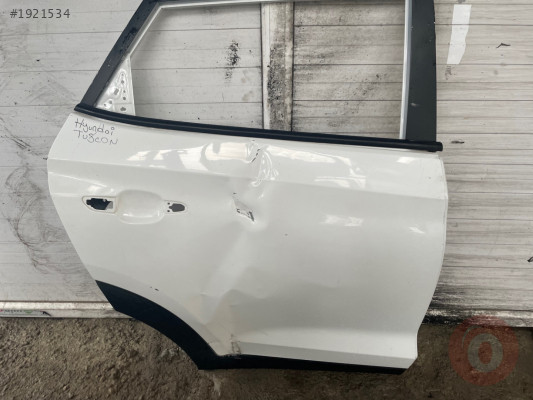 Hyundai Tuscon sağ arka kapı çıkma