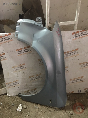 Audi A4 CIKMA SOL ÖN Çamurluk 2001-2004