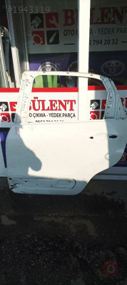 Fiat 500 L sol arka kapı orijinal çıkma