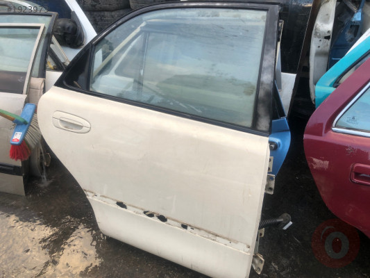 MAZDA 626 SAG ARKA KAPI