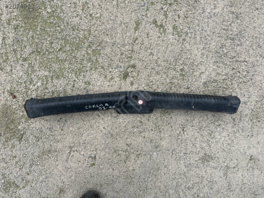 OPEL CORSA B ARKA PANEL İÇ KAPLAMASI