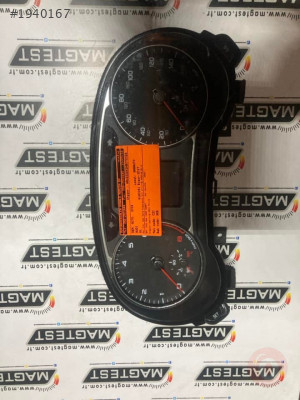 AUDI A1 GÖSTERGE PANELİ 8XA920980D