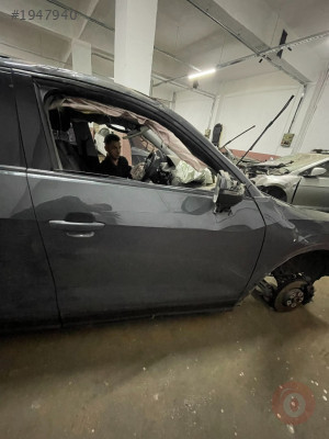 AUDI Q2 2017 2022 ÖN KAPI SAĞ 81A831052 Çıkma - Audi 81A831052 Orijinal Çıkma Yedek Parça Ankara