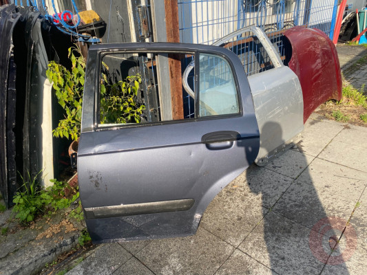 Hyundai getz çıkma sol arka kapı
