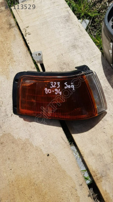 Mazda 323 sağ sinyal duylu çıkma
