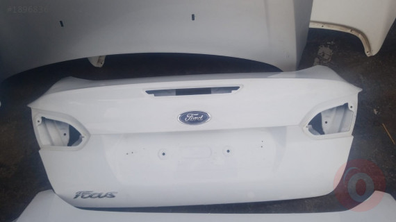 ford focus 3  arka bagaj kapağı