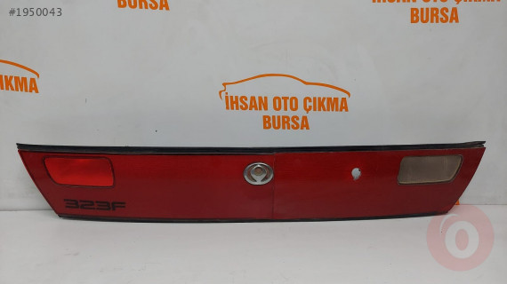 Mazda lantis 323f arka reflektör lambası