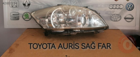 TOYOTA AURİS SAĞ FAR ORJİNAL ÇIKMA