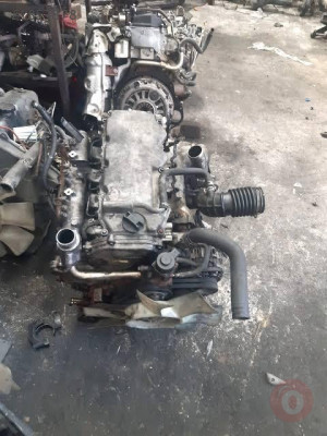 Nissan skystar silindir kapağı