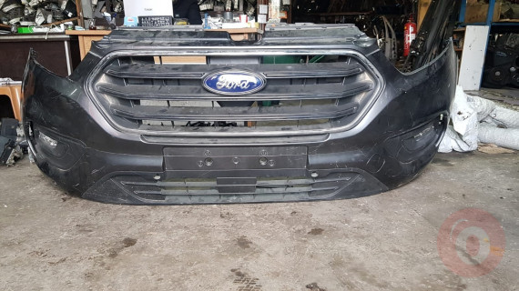 ford transit custom  ön tampon dolu
