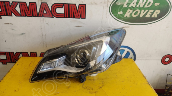 Opel Insignia sol far