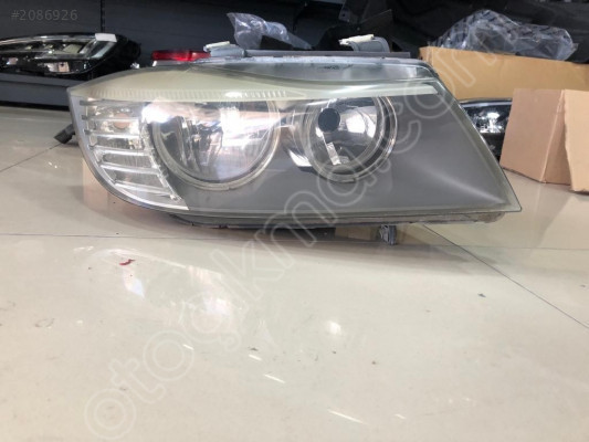 BMW E90 SAĞ ÖN FAR