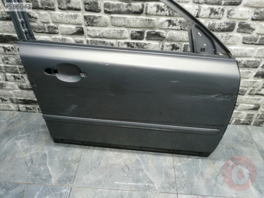 Volvo s40 sağ ön kapı çıkma yedek parça