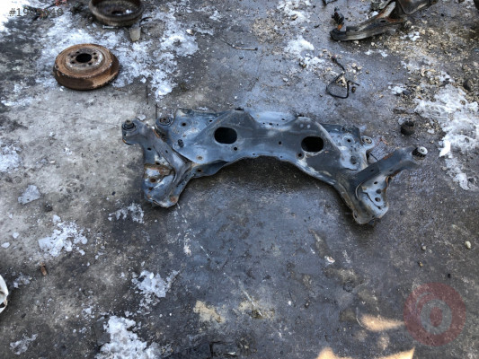 RENAULT LAGUNA 1 MOTOR ALT TRAVERSİ