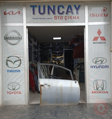 TOYOTA AURİS SAĞ ÖN KAPI 2007-2012 ÇIKMA PARÇA