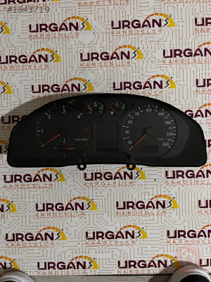 8D0919861A AUDİ A4 GÖSTERGE PANELİ