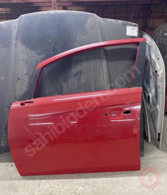 OPEL CORSA D SOL ÖN KAPI HATASIZ ORJİNAL ÇIKMA PARÇA