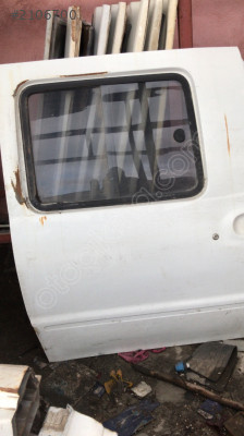 Nissan Vanetta Sağ Orta Kapı
