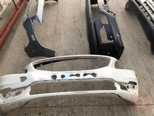 VOLVO V60 ÖN TAMPON 31323831