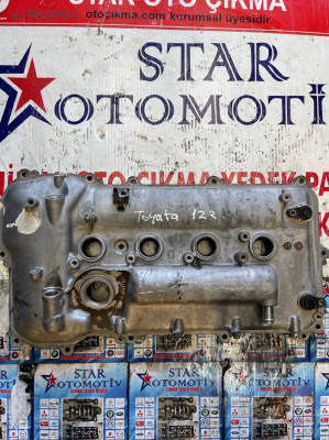 Toyota corolla külbütor kapağı