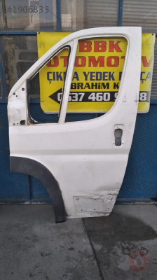 Citroen jumper çıkma sol ön kapı az hasarlı