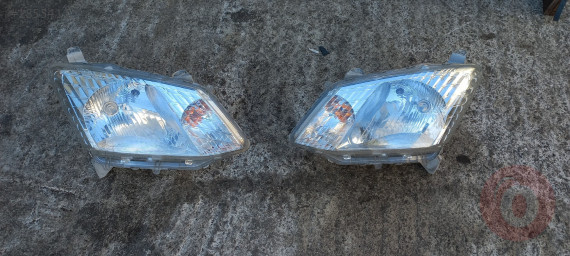 Isuzu D-Max Euro 5 Sağ sol  Far
