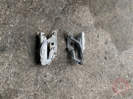 FORD FİESTA KAPUT MENTEŞESİ