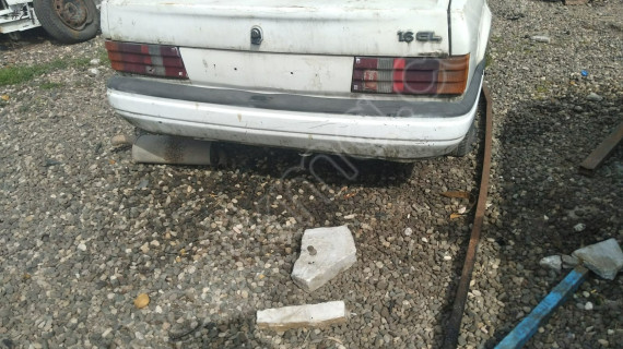 Ford escort  arka tampon 90 model çıkma