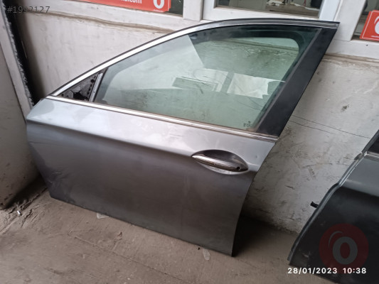 BMW 520 5 Serisi sol ön kapı