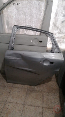 FORD FOCUS 3 ORJINAL ÇIKMA   SOL ARKA KAPI
