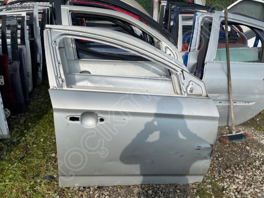 FORD MONDEO SAĞ ÖN KAPI