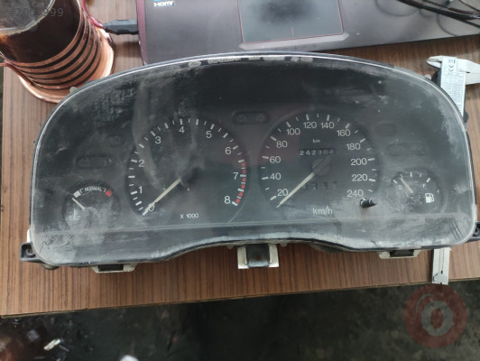 Ford Mondeo 97 model km saati