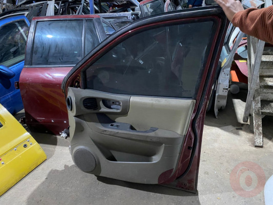 HYUNDAİ SANTAFE SAĞ ÖN KAPI DÖŞEMESİ 2002-2007 MODEL