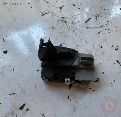 Peugeot 307 sol ön kapı kilit