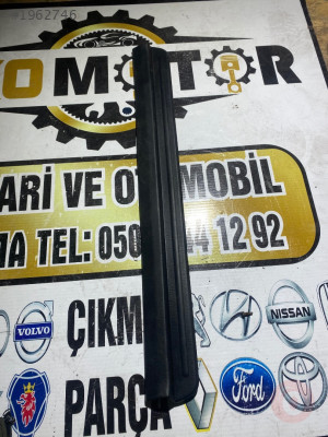 Hyundai Sonata kapı eşiği plastiği