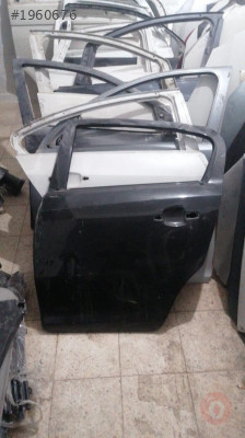 OPEL CORSA D ORJINAL ÇIKMA SOL ARKA KAPI