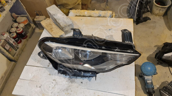 Fiat egea sağ ön far orjinal çıkma