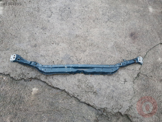 TOYOTA COROLLA ÖN PANEL ÜST